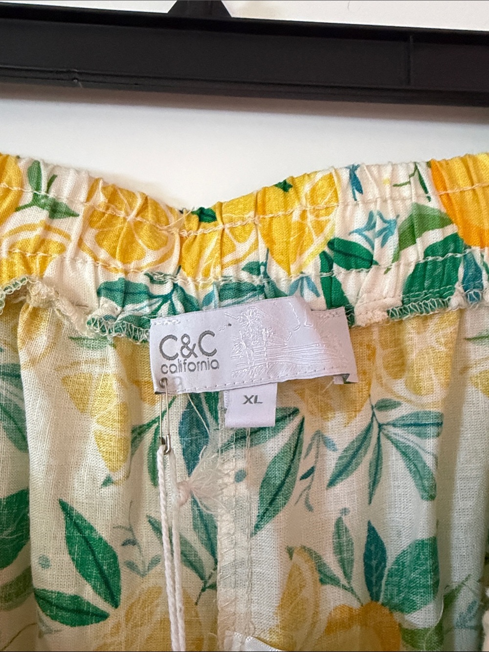 Wide Leg Lemon Print Linen Pants - Picture 2 of 5